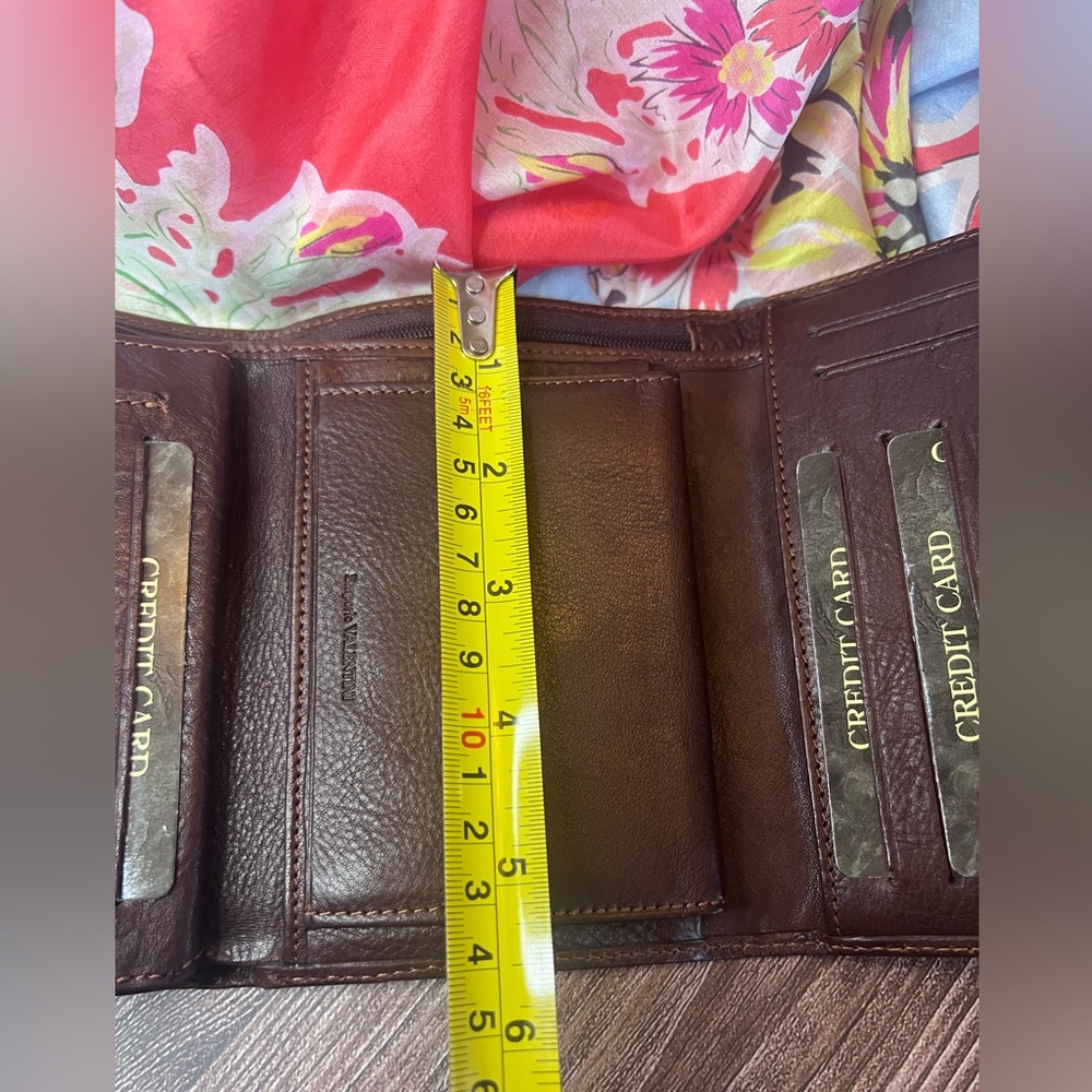EMPORIO VALENTINI Brown Leather Tri-fold Wallet - Picture 7 of 9